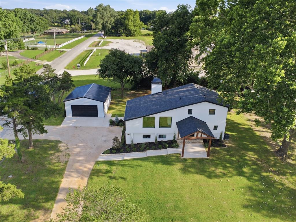 12208 Heywood Hill Road Property Photo 3