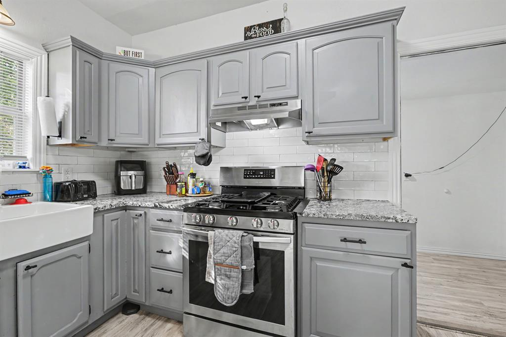 318 W Ridgewood Street Property Photo 21