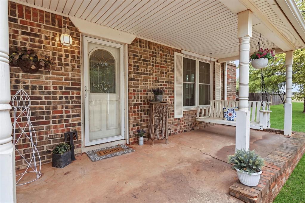 10935 N 2080 Road Property Photo 6