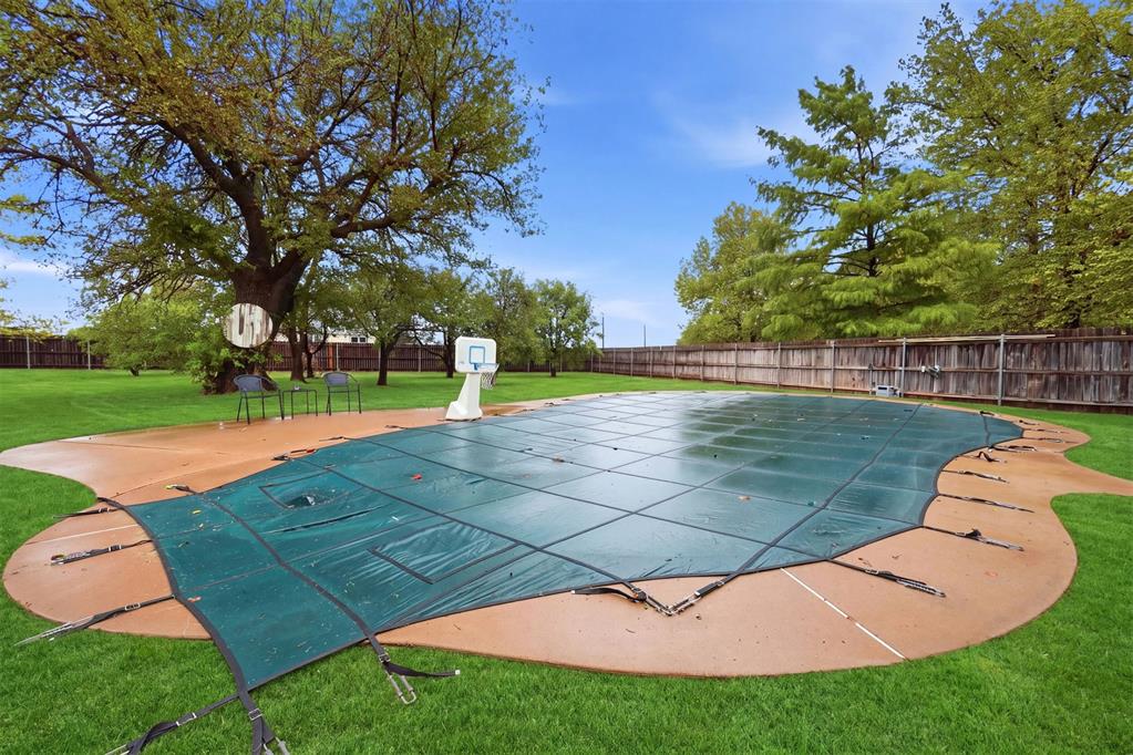 10935 N 2080 Road Property Photo 36
