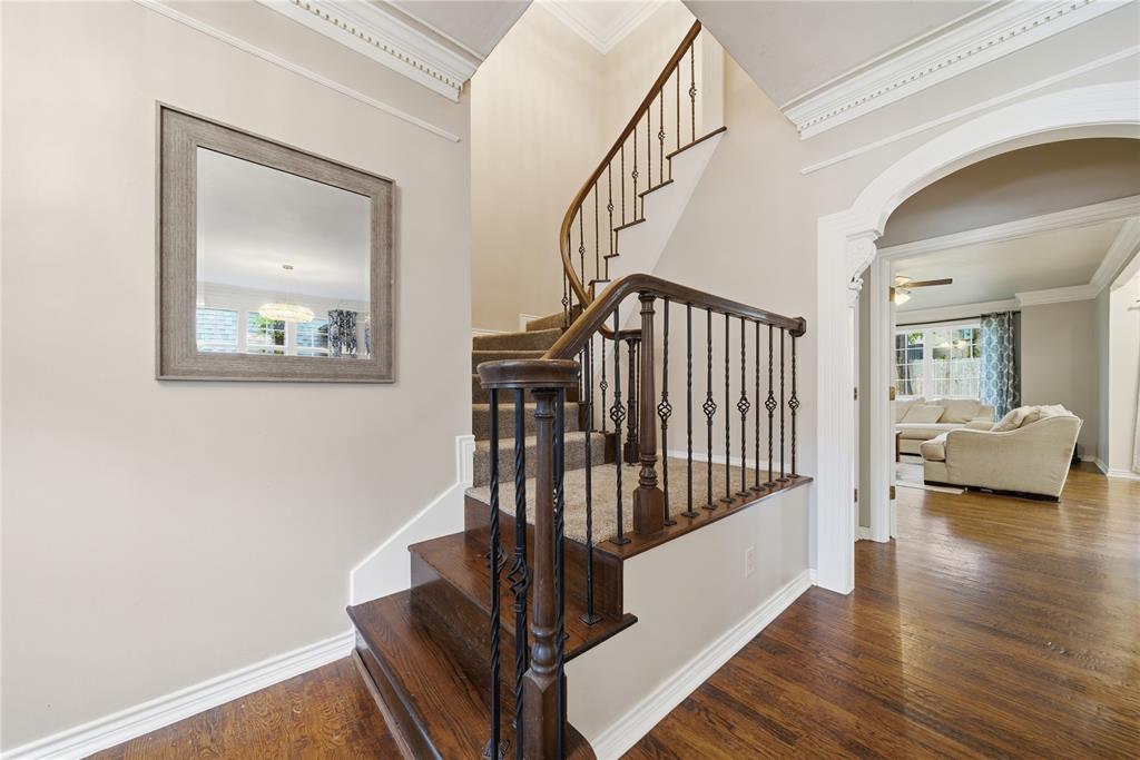 10202 S Knoxville Avenue Property Photo 32
