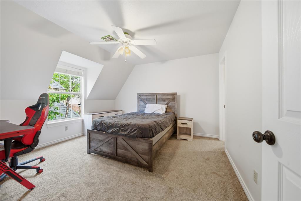 10202 S Knoxville Avenue Property Photo 34