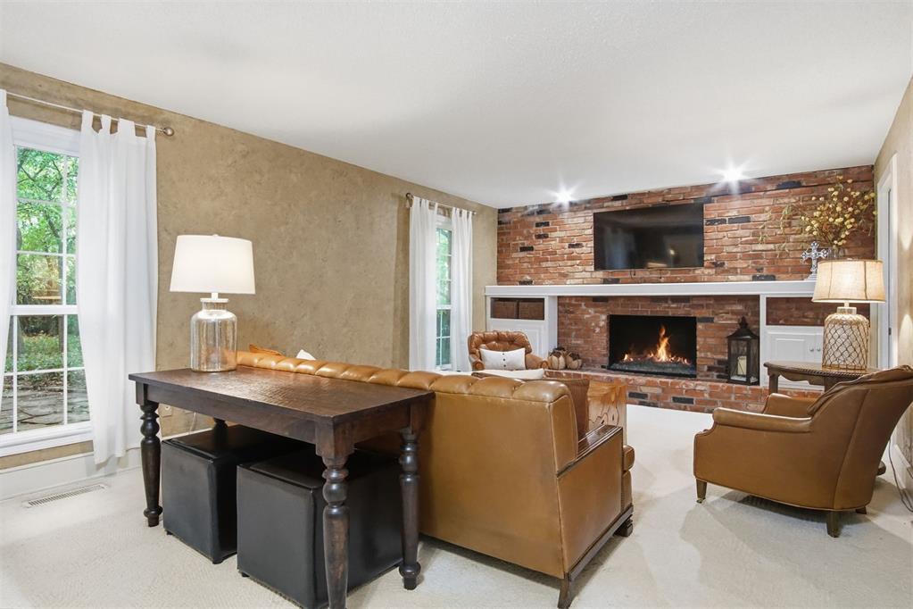 6605 N Shawnee Avenue Property Photo 4