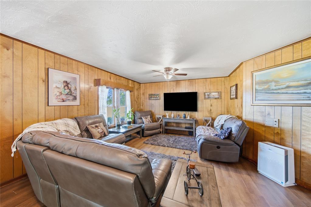 1217 Kansas Street Property Photo 9
