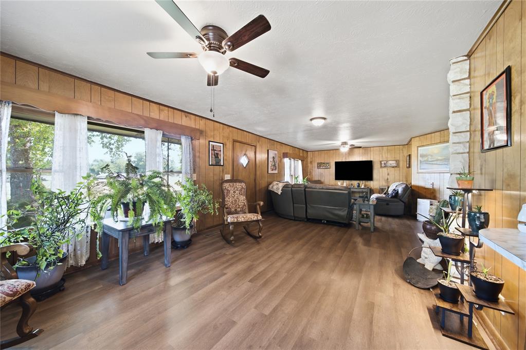 1217 Kansas Street Property Photo 12