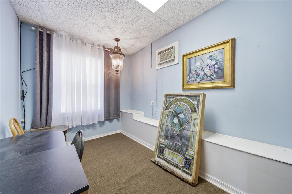 501 S Park Street Property Photo 15