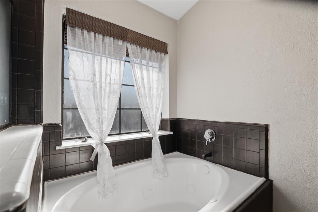 508 Santa Fe Terrace Property Photo 13