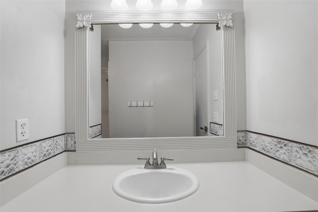 508 Santa Fe Terrace Property Photo 18
