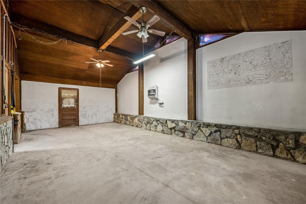 40021 State Highway 8 Property Photo 32