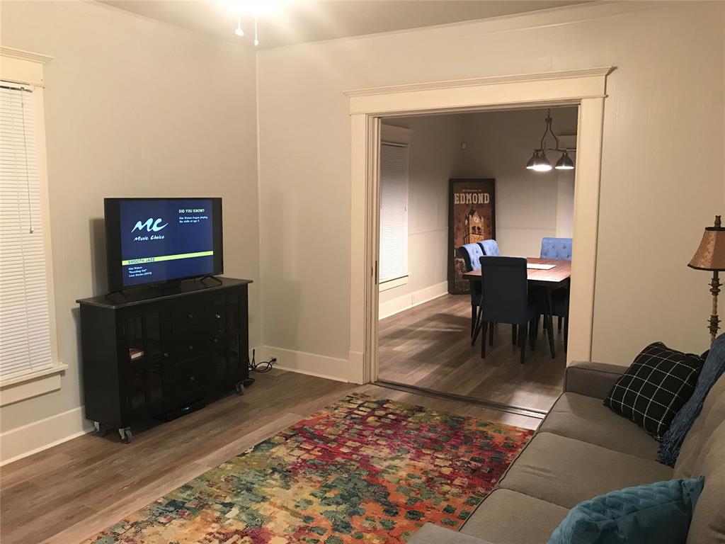 28 W Hurd Street Property Photo 2