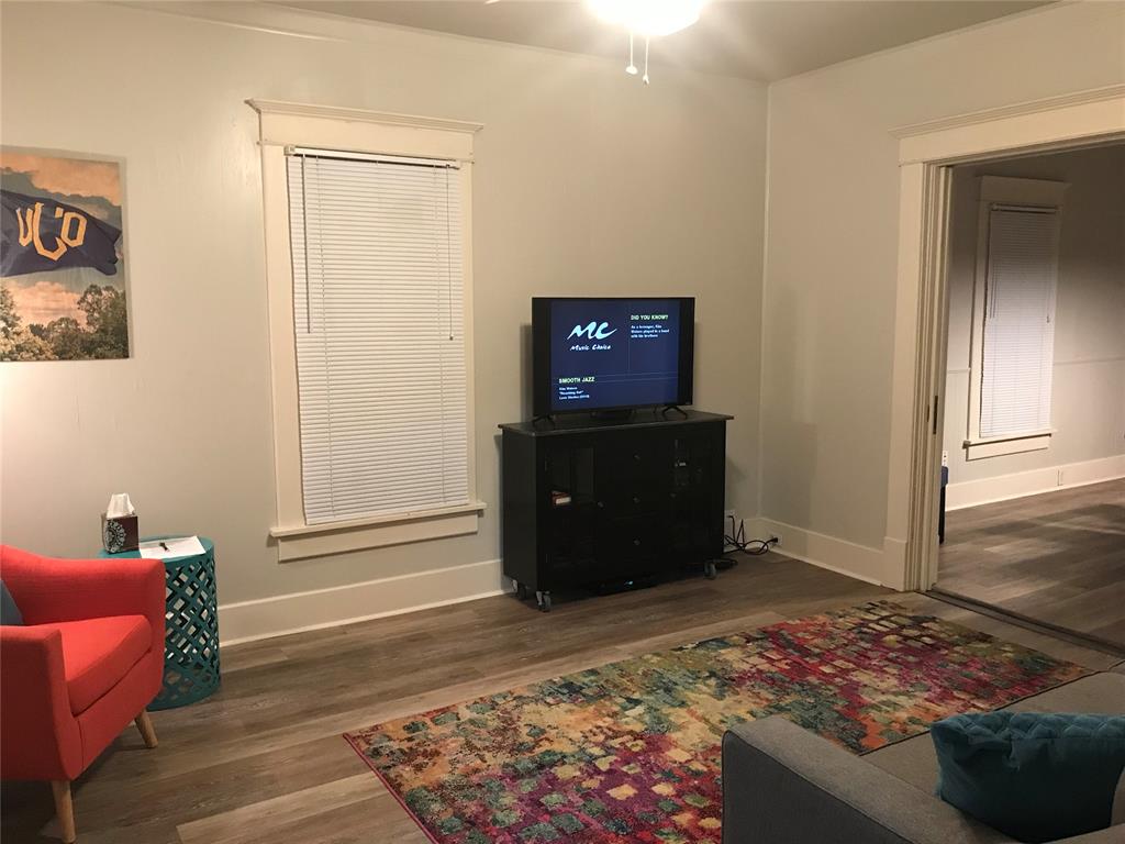 28 W Hurd Street Property Photo 3