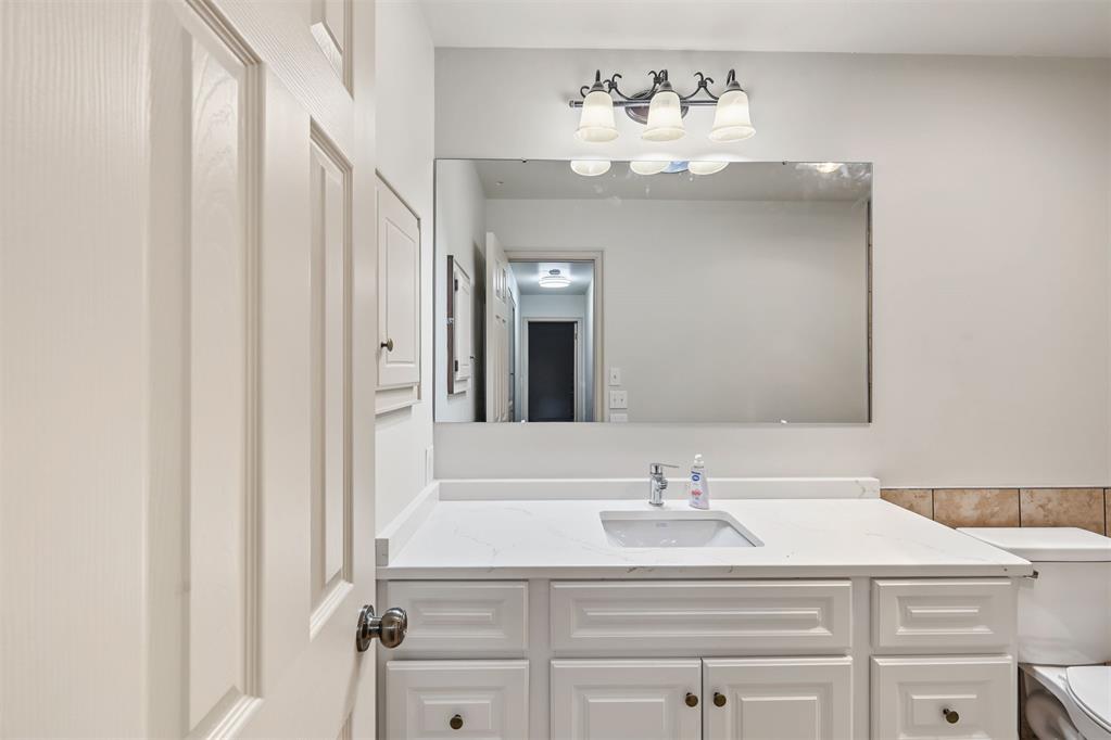 8416 Huckleberry Road Property Photo 19
