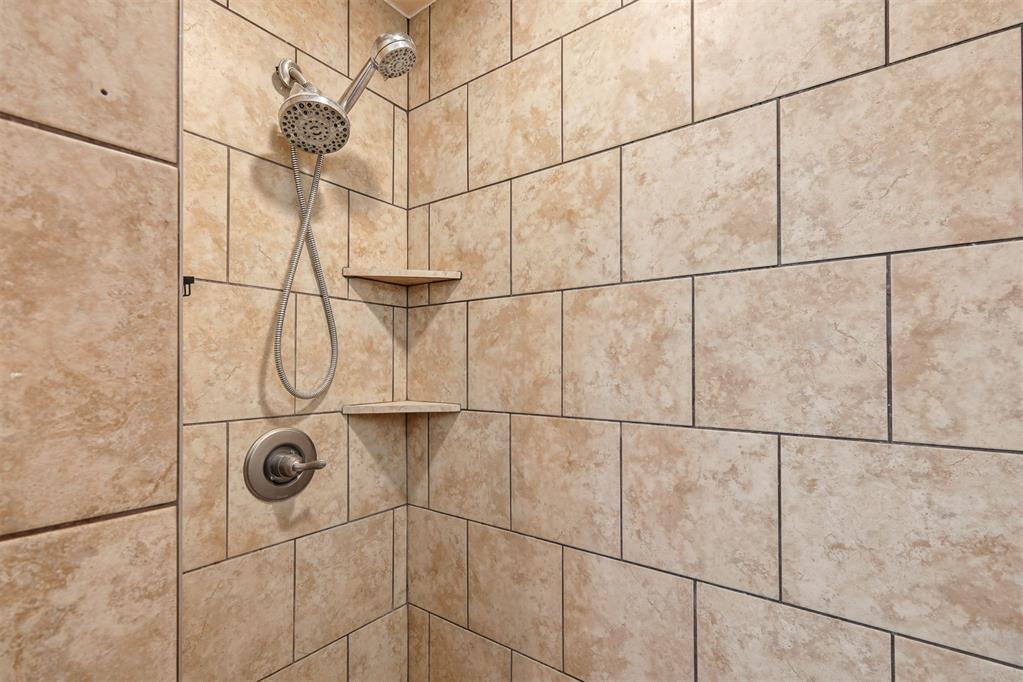 8416 Huckleberry Road Property Photo 22