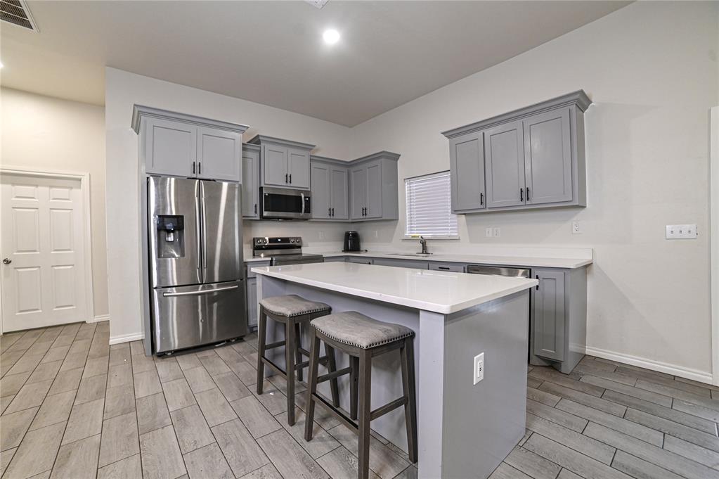 18488 Council Avenue Property Photo 8