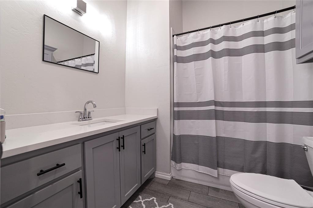 18488 Council Avenue Property Photo 15