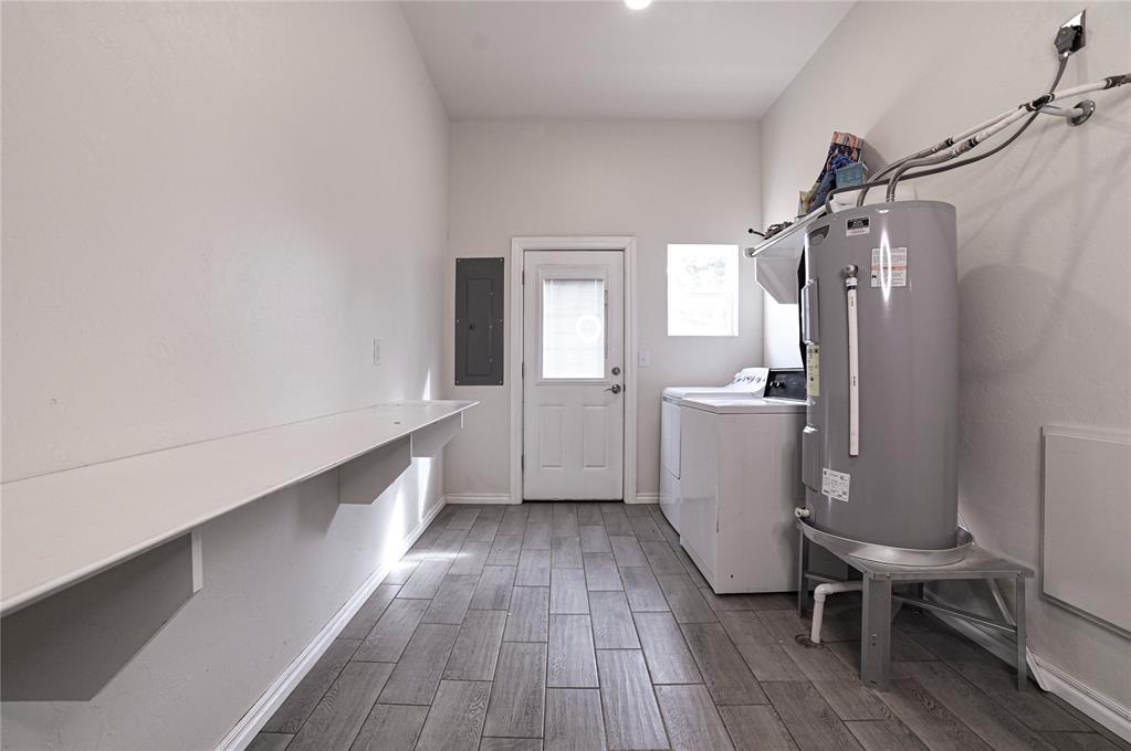 18488 Council Avenue Property Photo 18