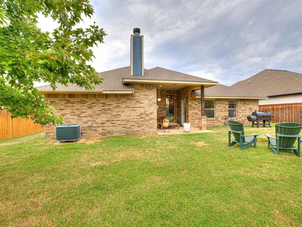 1614 Skyler Way Property Photo 49