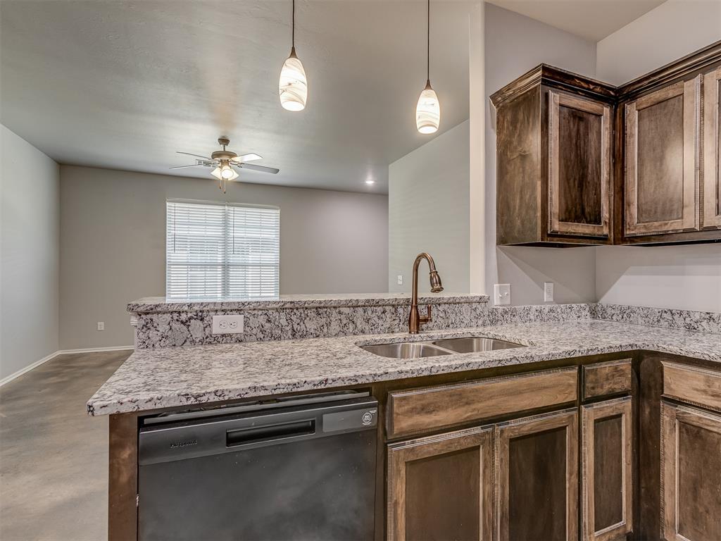 1906 Investors Avenue Property Photo 10