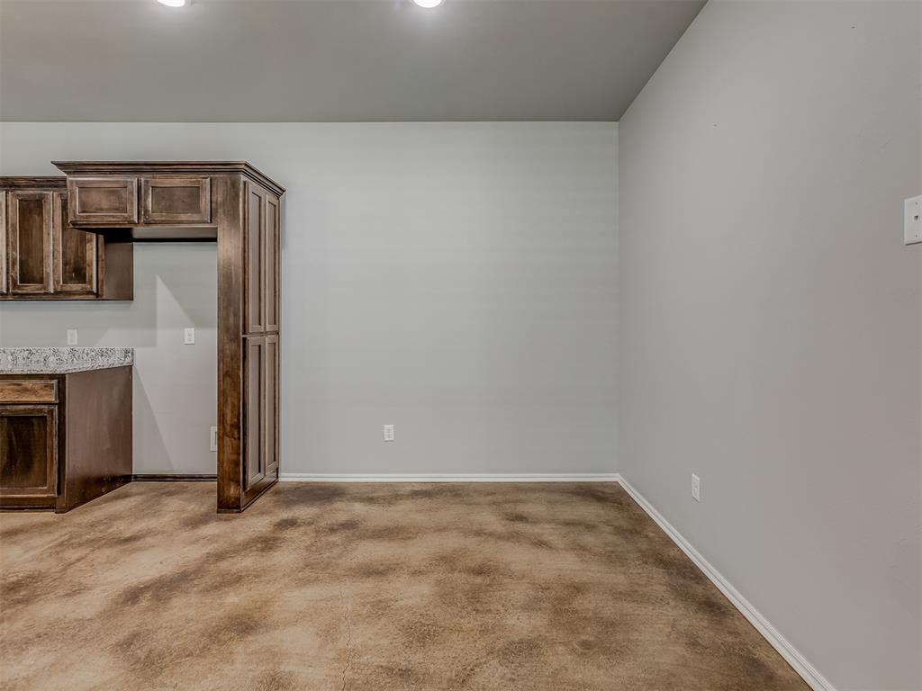 1868 Investors Avenue Property Photo 15
