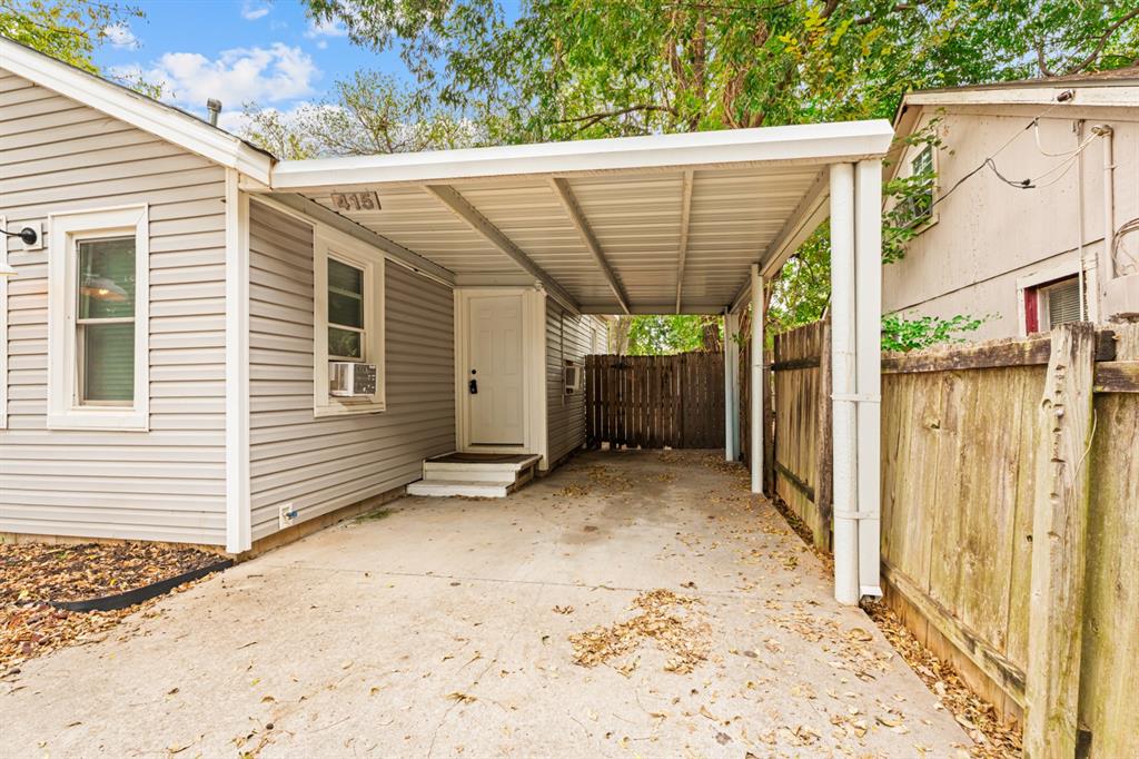 415 S Carter Avenue Property Photo 3