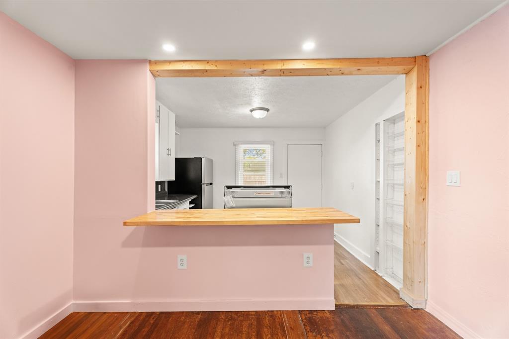 415 S Carter Avenue Property Photo 10