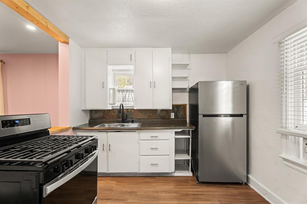 415 S Carter Avenue Property Photo 13