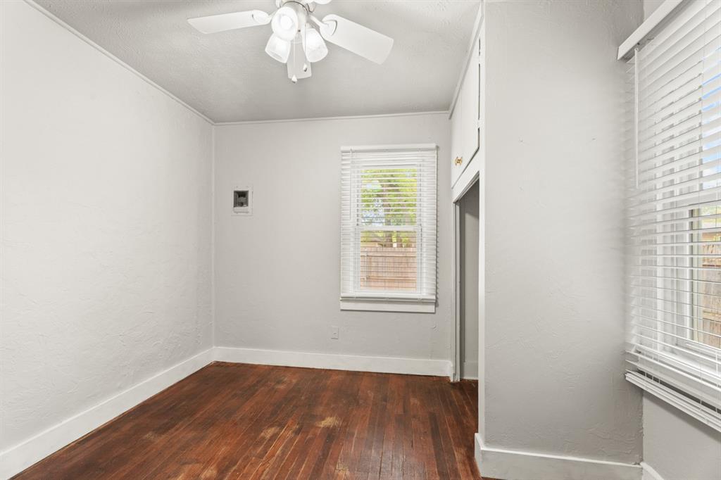 415 S Carter Avenue Property Photo 25