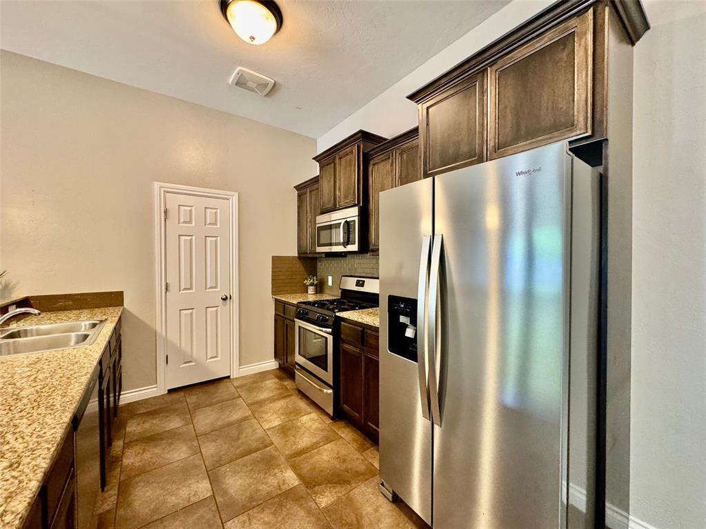 1007 Merlin Drive Property Photo 15