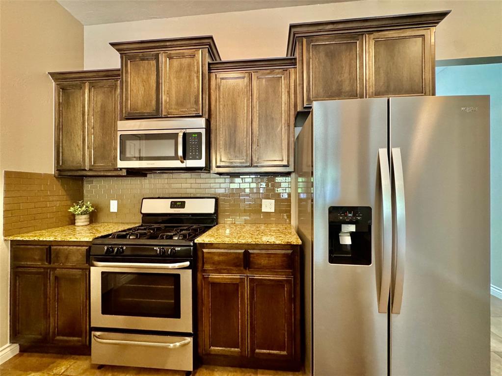 1007 Merlin Drive Property Photo 16