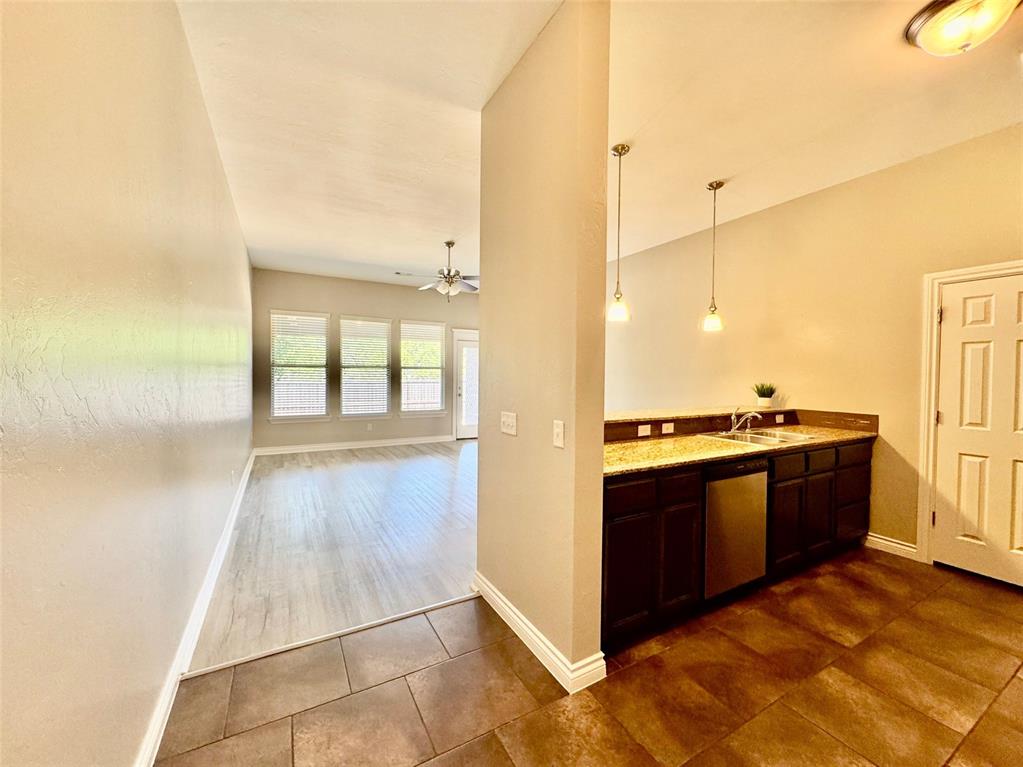 1007 Merlin Drive Property Photo 21