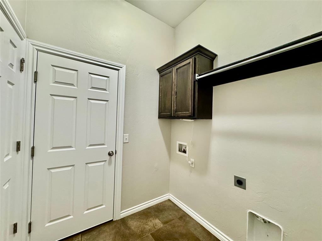 1007 Merlin Drive Property Photo 39