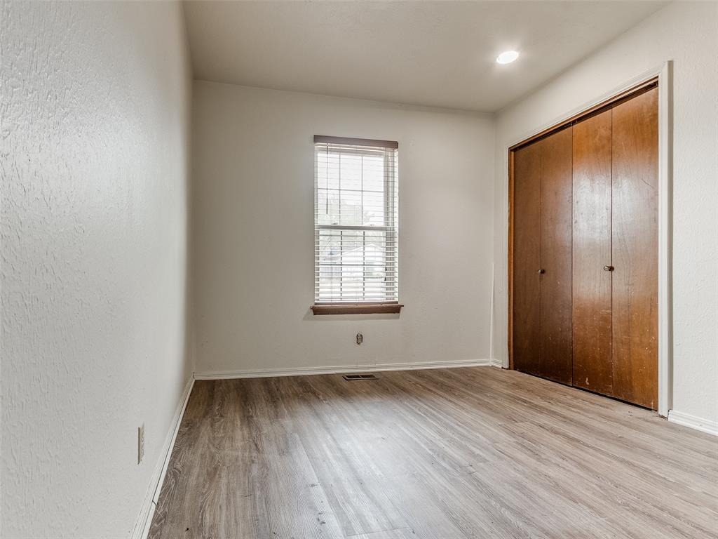 2432 Wyandotte Way Property Photo 13
