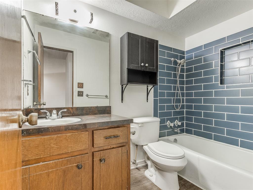 2432 Wyandotte Way Property Photo 15