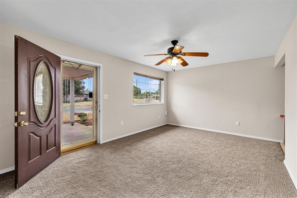 500 Butler Street Property Photo 3