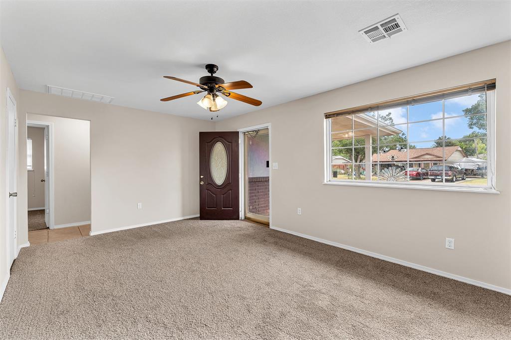 500 Butler Street Property Photo 4