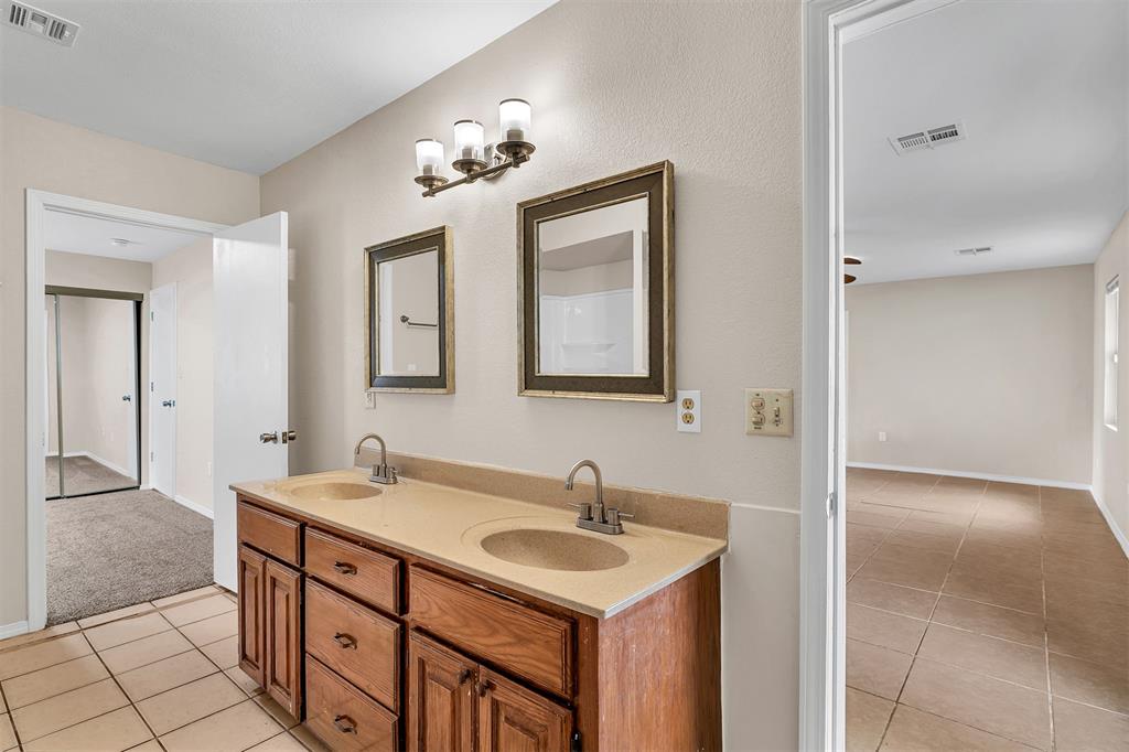 500 Butler Street Property Photo 16