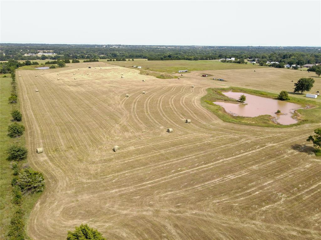 N Brush Creek Road Property Photo 1