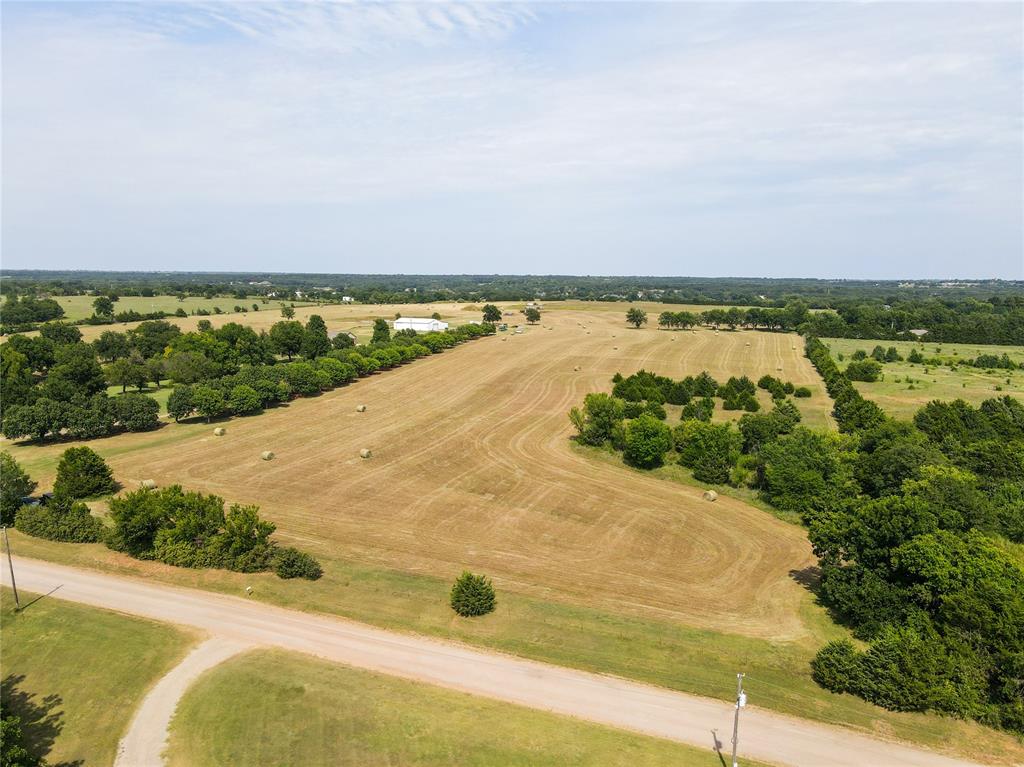 N Brush Creek Road Property Photo 4