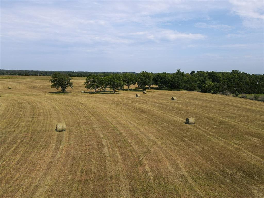 N Brush Creek Road Property Photo 14