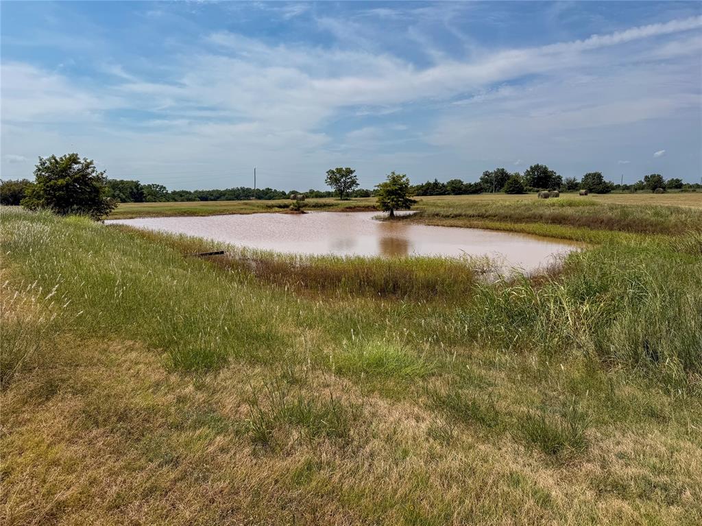 N Brush Creek Road Property Photo 17