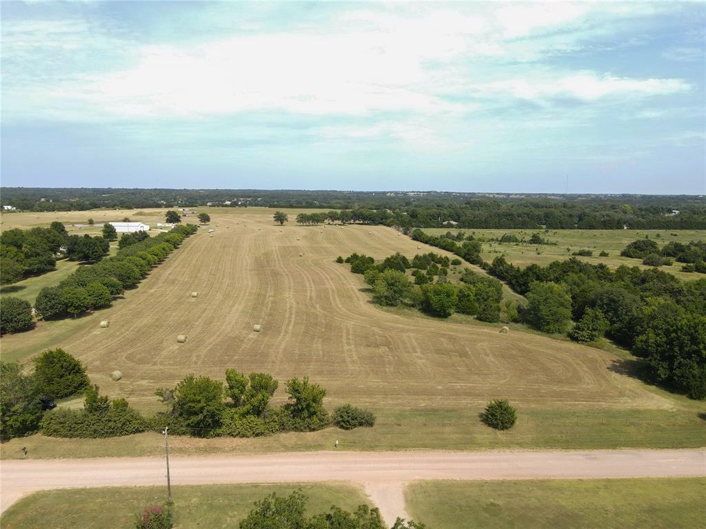 N Brush Creek Road Property Photo 18