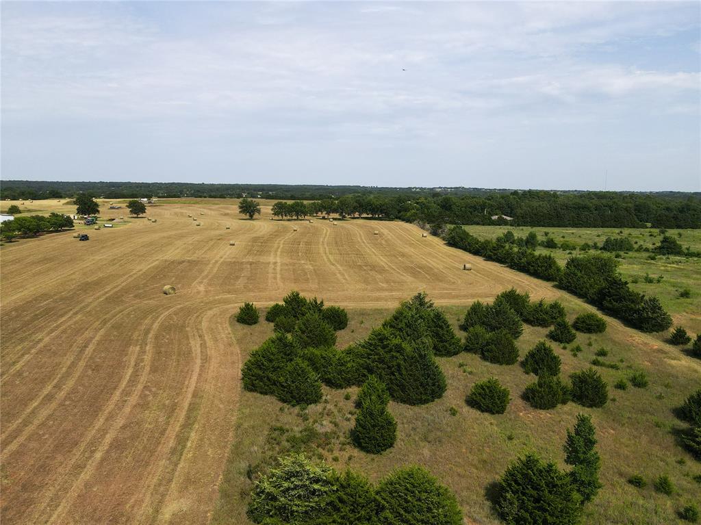 N Brush Creek Road Property Photo 19
