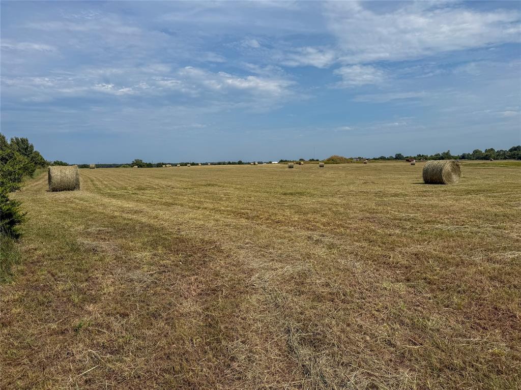 N Brush Creek Road Property Photo 20