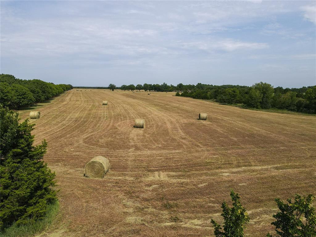 N Brush Creek Road Property Photo 21
