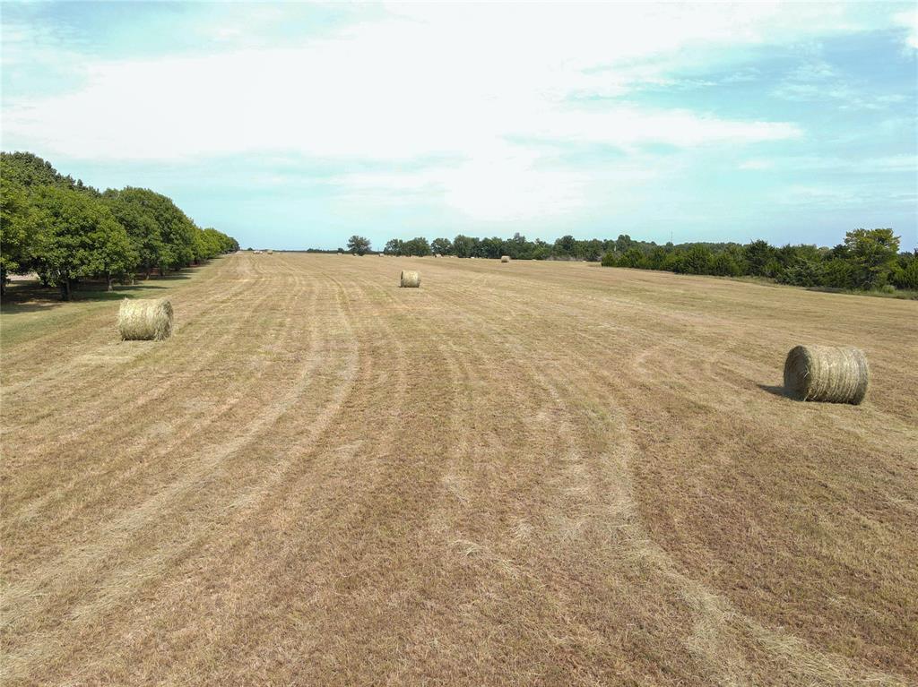 N Brush Creek Road Property Photo 25