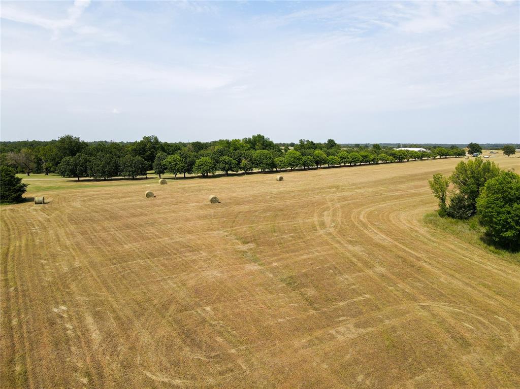 N Brush Creek Road Property Photo 29