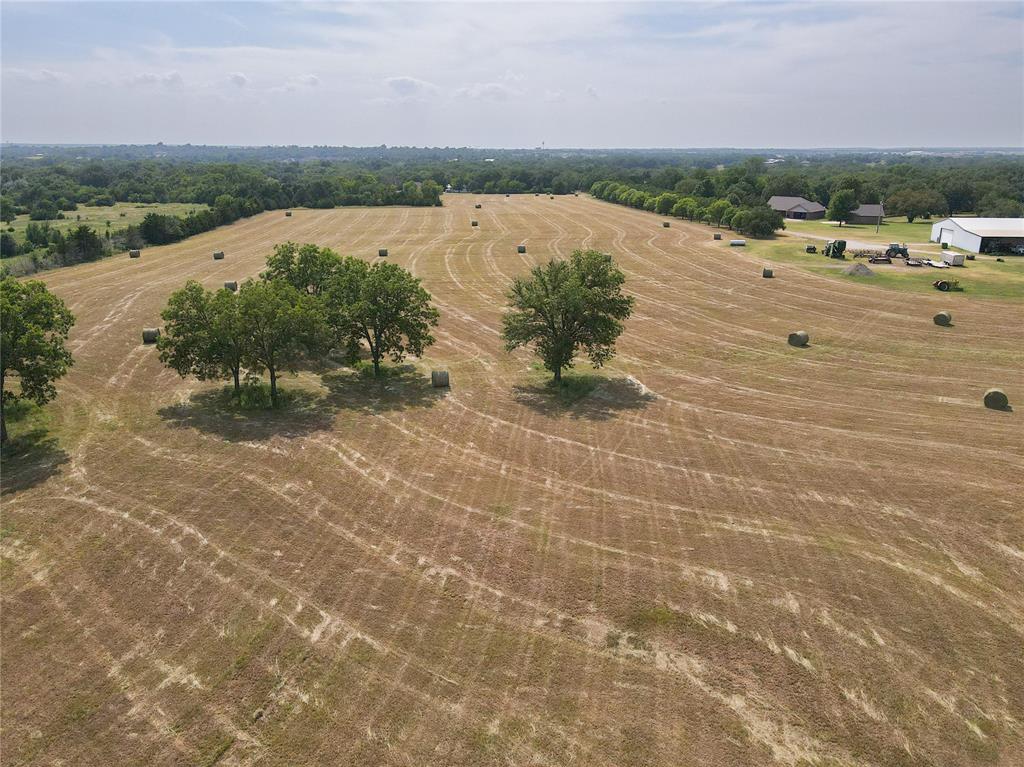 N Brush Creek Road Property Photo 31
