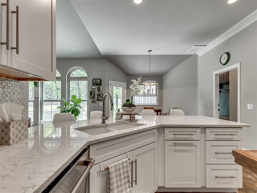 10049 Hidden Hollow Lane Property Photo 16