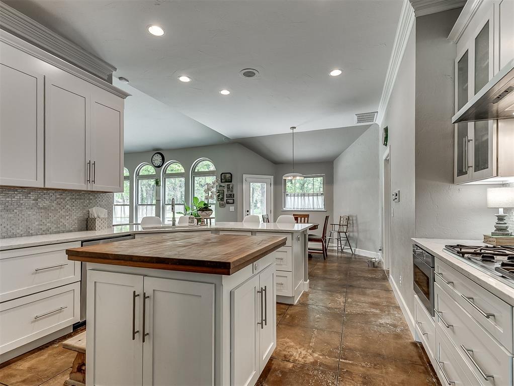 10049 Hidden Hollow Lane Property Photo 18