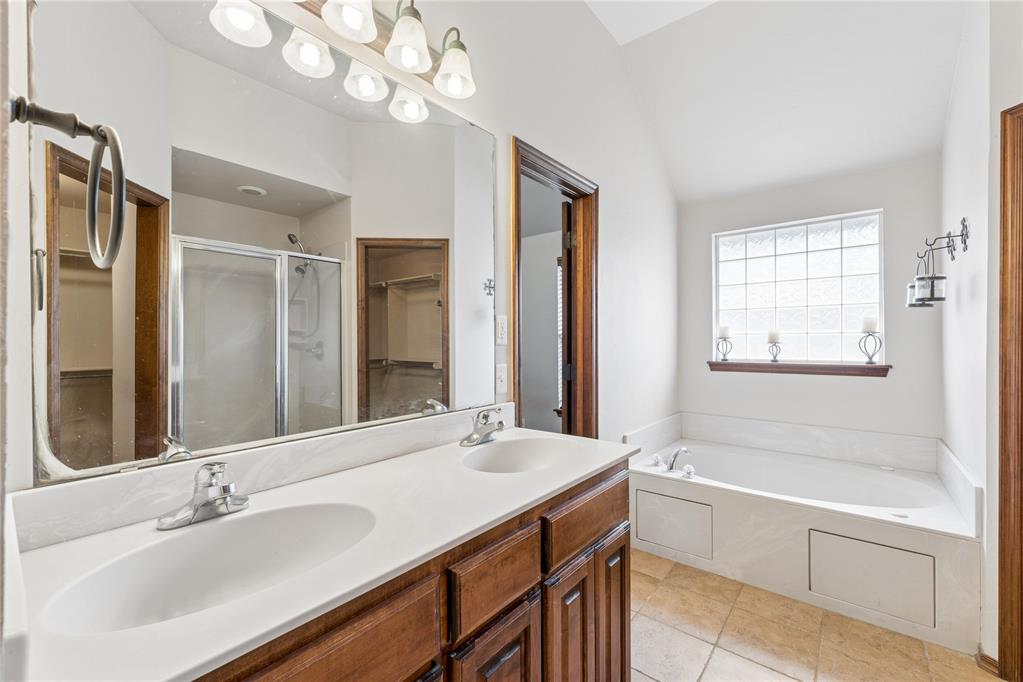 709 N White Tail Way Property Photo 24